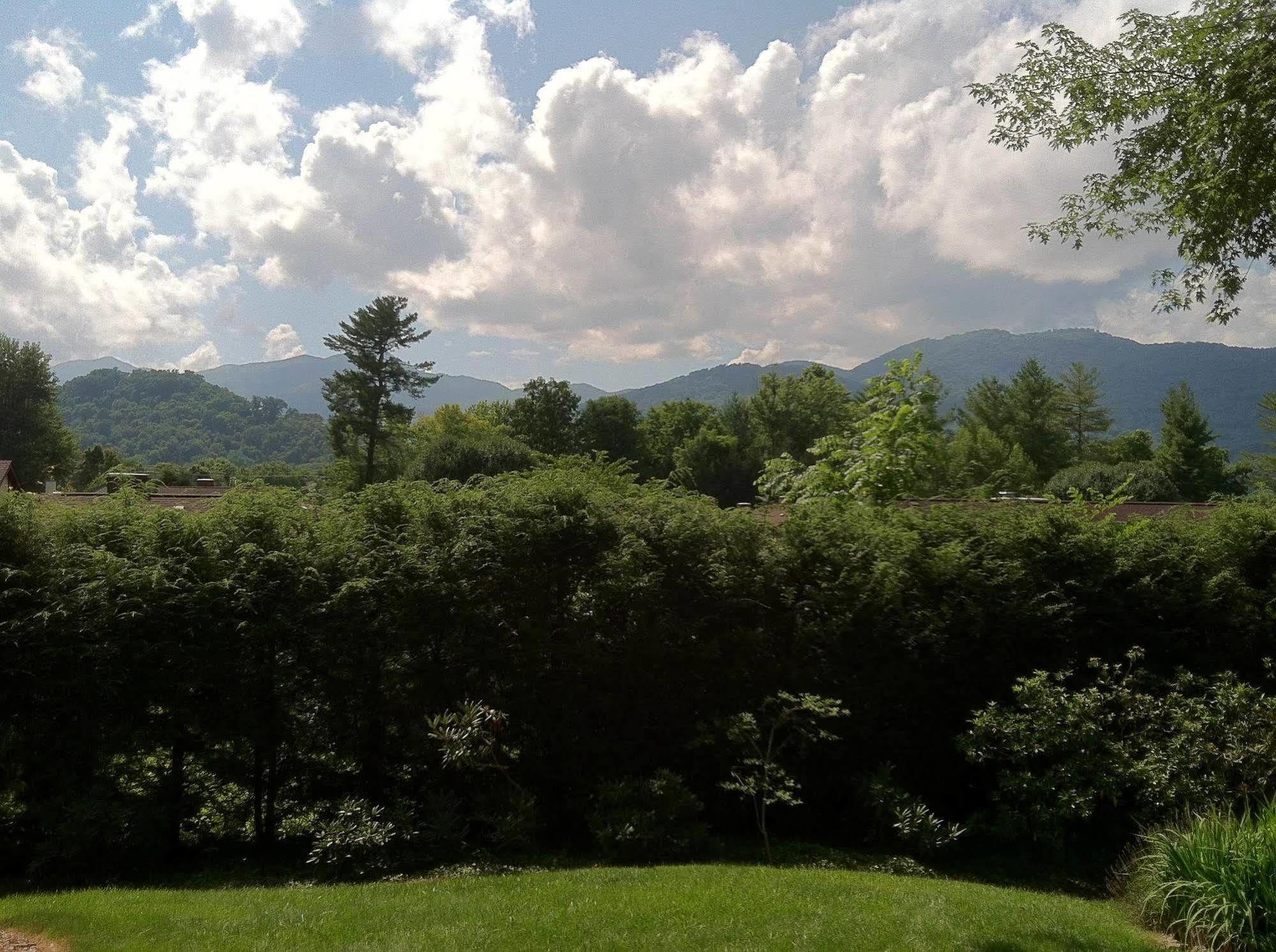 Brookside Mountain Mist Inn Waynesville Dış mekan fotoğraf