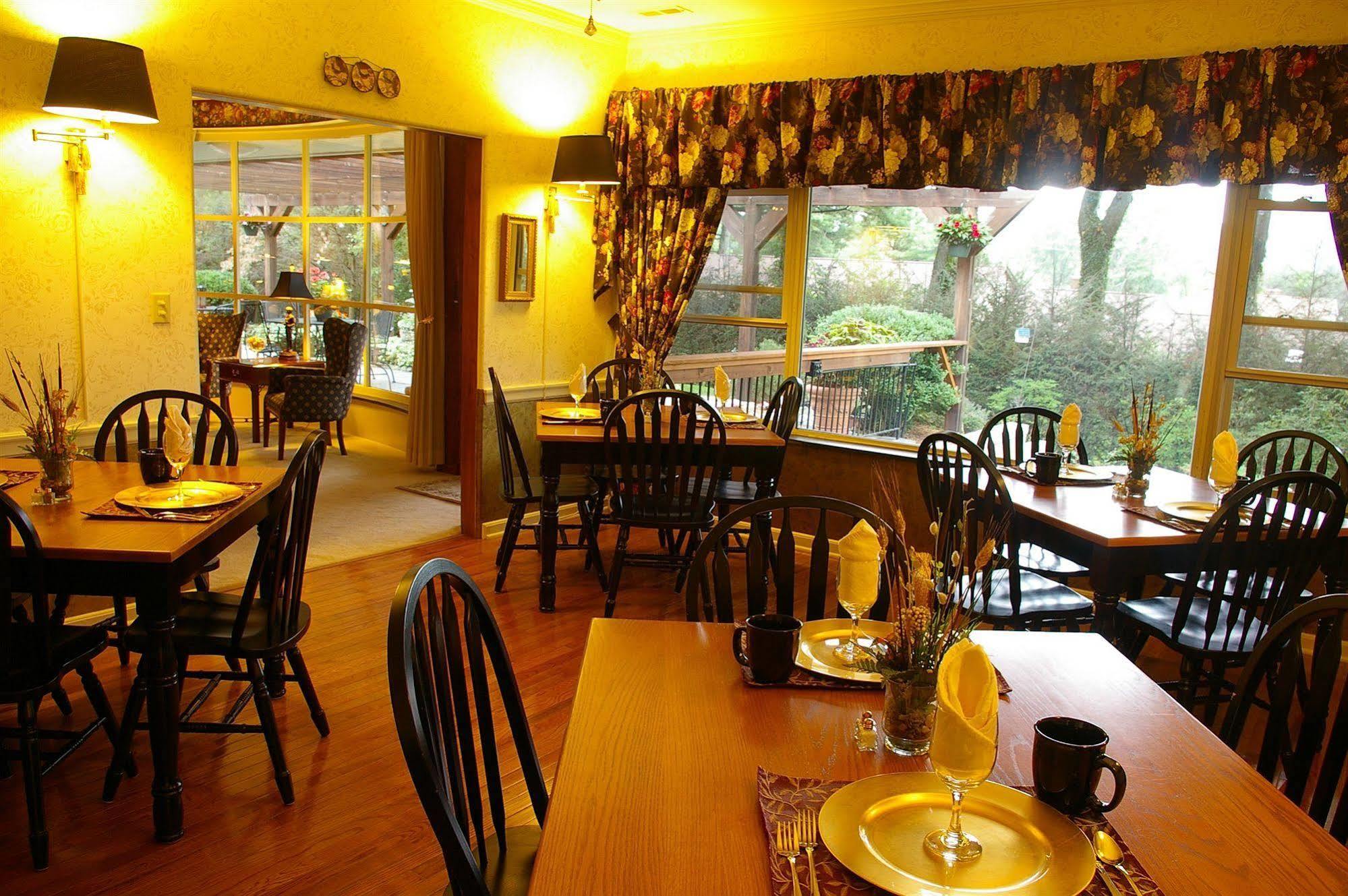 Brookside Mountain Mist Inn Waynesville Dış mekan fotoğraf